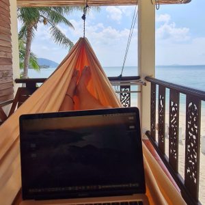 Remote work in a hammock in Koh Phangan - How to become a digital nomad