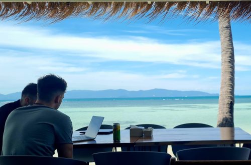 Working as digital nomad in Koh Phangan- Travel Jobs