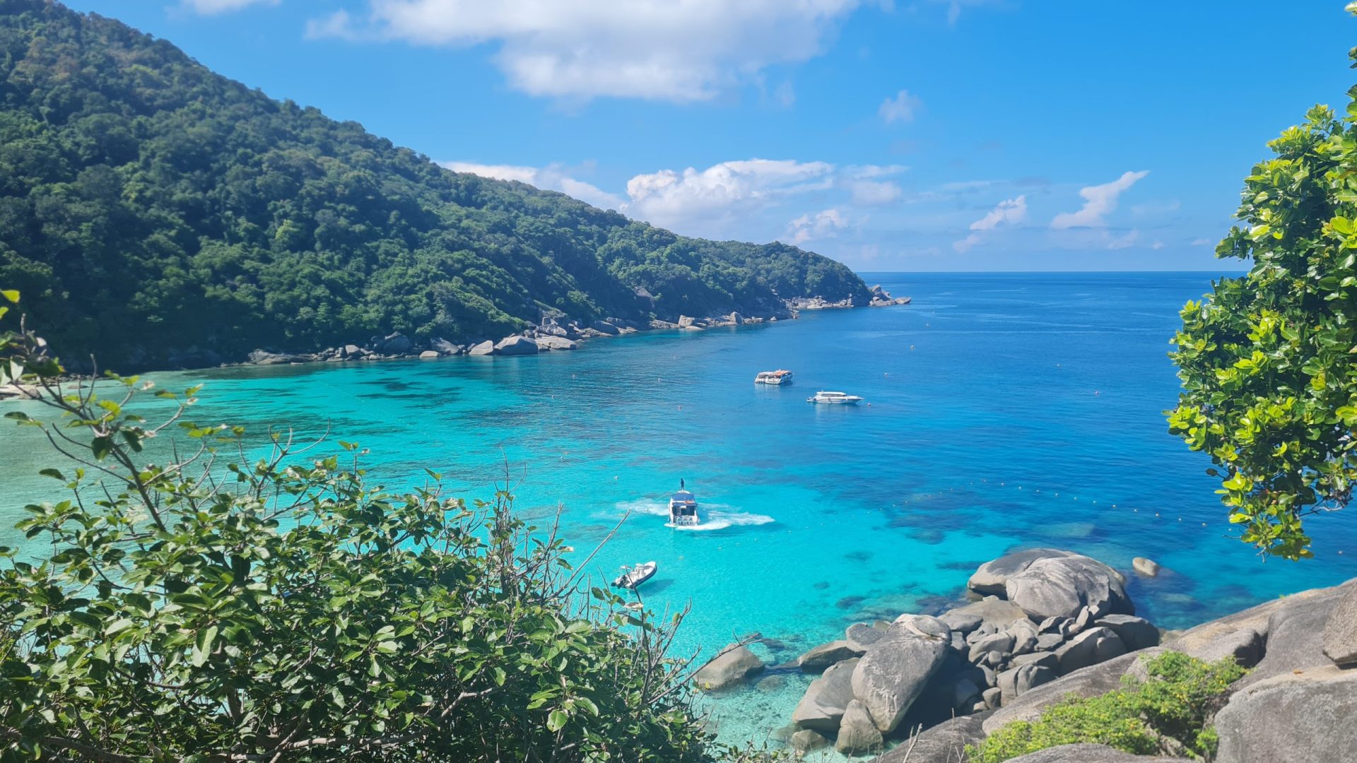 Similan islands, travel Asia to save money