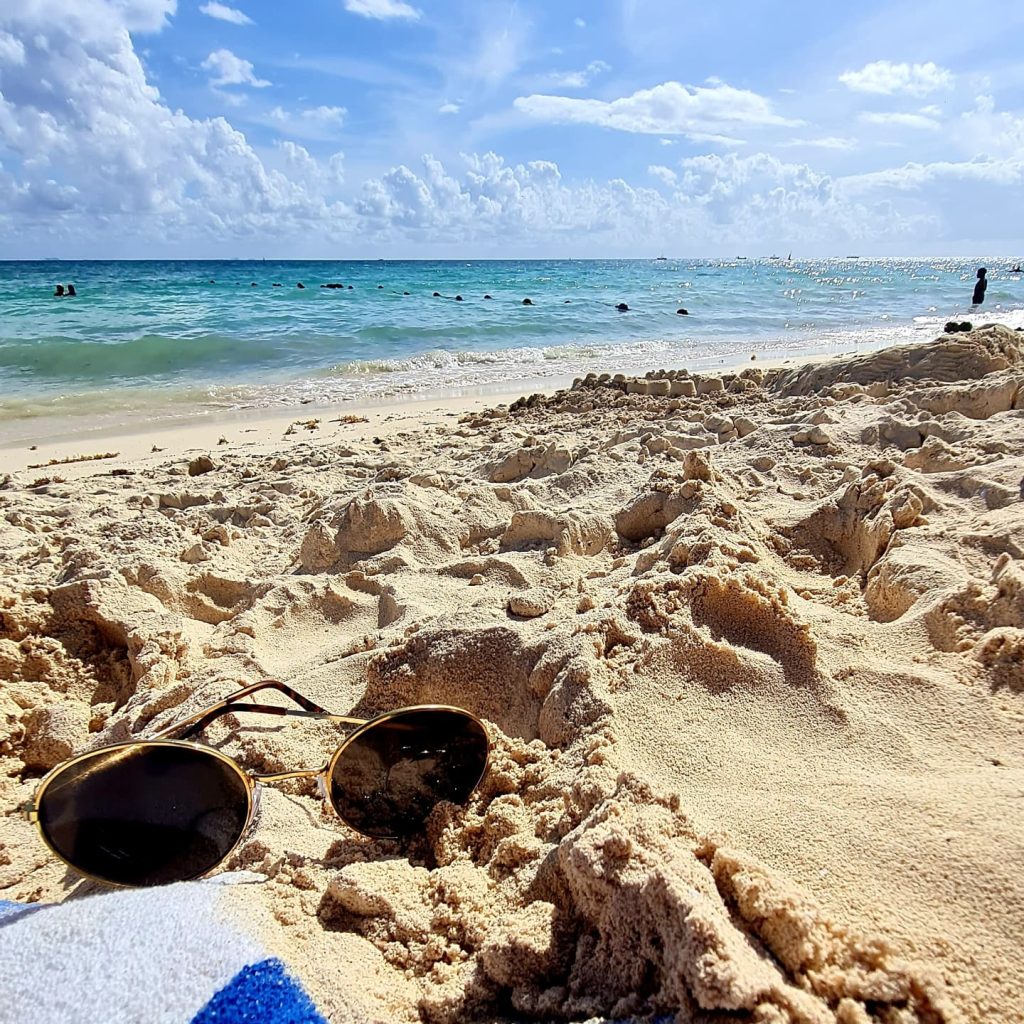 Picture of a beach to remind how much long term travel is great