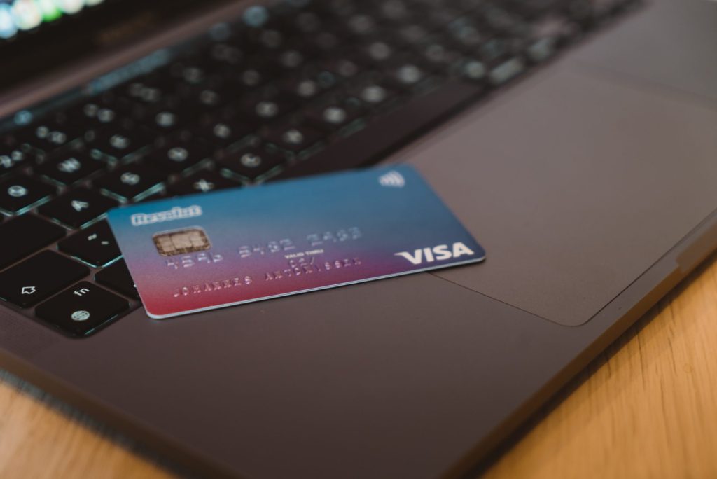 Revolut bank card: a smart choice when becoming a digital nomad